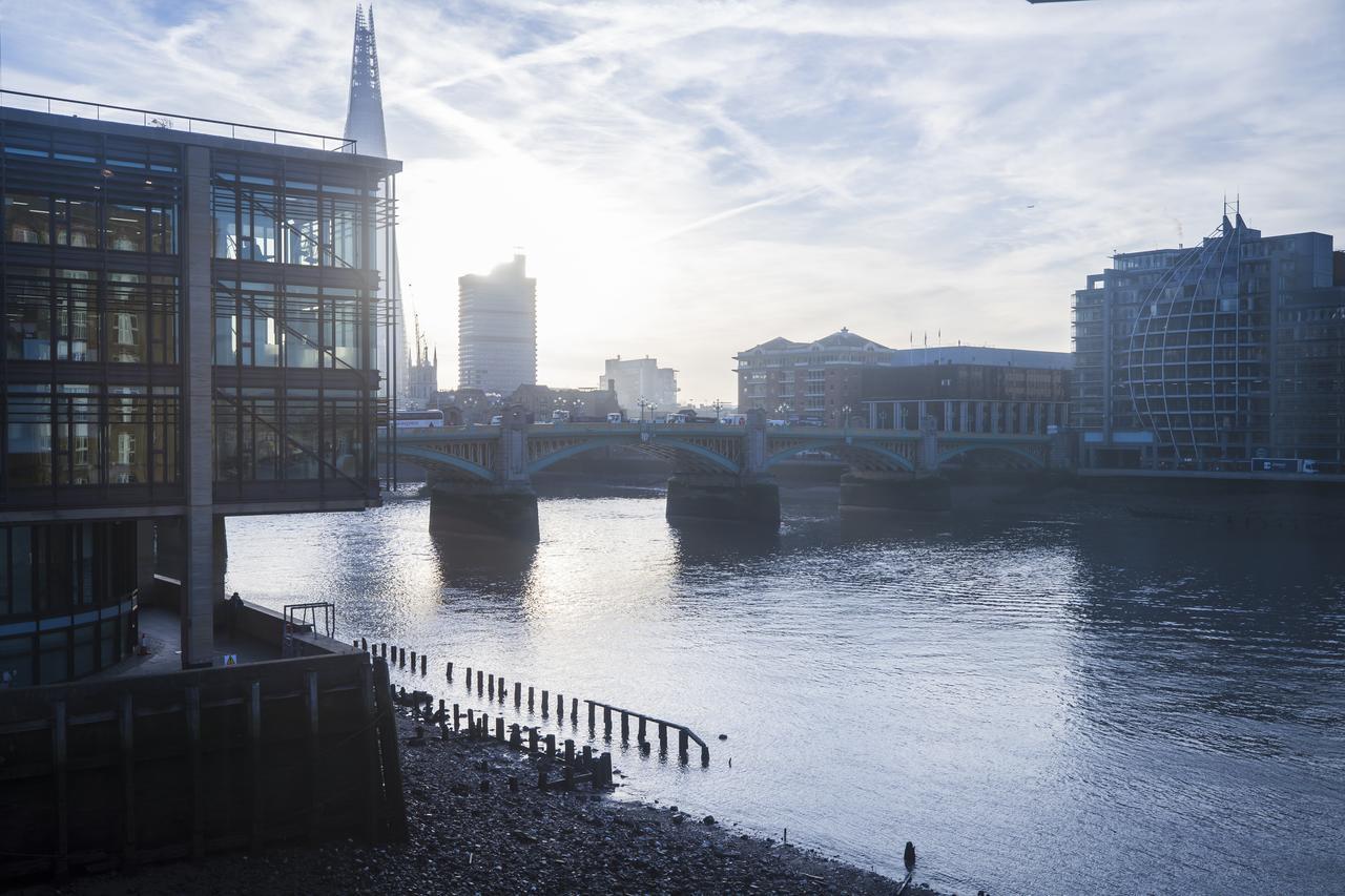 Sublime Flat With Thames View Apartment London Bagian luar foto